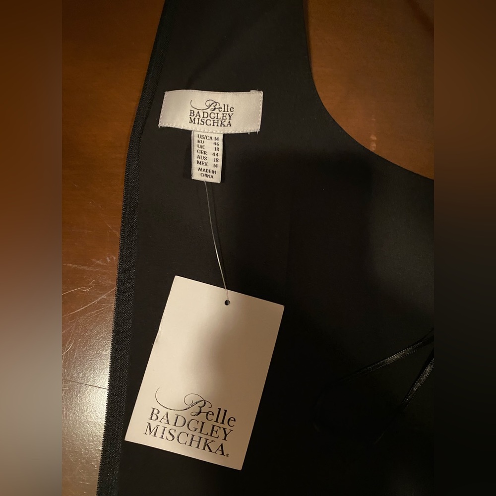 Belle Badgley Mischka Black crop top size 14 - Picture 6 of 6